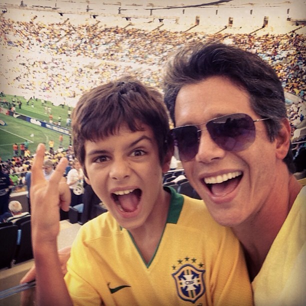 Marcio Garcia com o filho no Maracanã (Foto: Reprodução_Instagram)