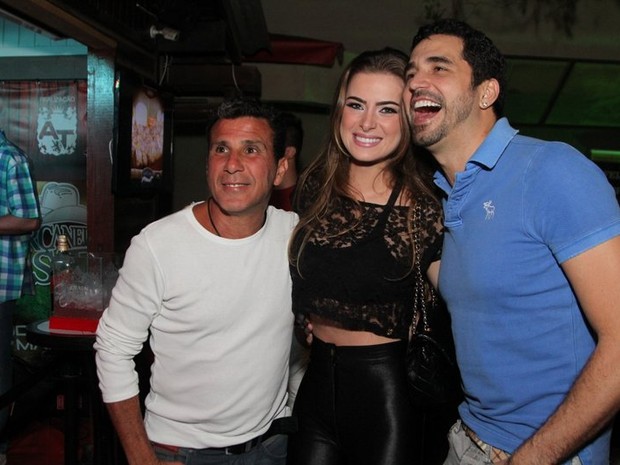 Eri Johnson, Rayanne Morais e Latino em festa no Rio (Foto: Anderson Borde/ Ag. News)