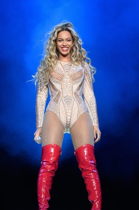 Beyoncé se apresenta em festival de música na Filadélfia, nos Estados Unidos (Foto: Kevin Mazur/ Getty Images)
