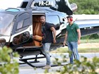 Kanye West passeia de helicóptero pelo Rio