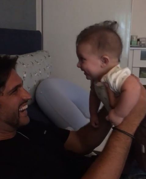 Leo Chaves com o filho (Foto: Instagram / Reprodução)