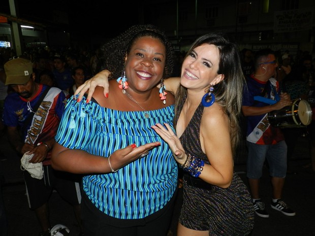 Cacau Protásio e Tânia Oliveira em ensaio de rua da União da Ilha no Rio (Foto: Divulgação)
