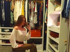 Marina Ruy Barbosa posta selfie e mostra seu closet com bolsa de grife
