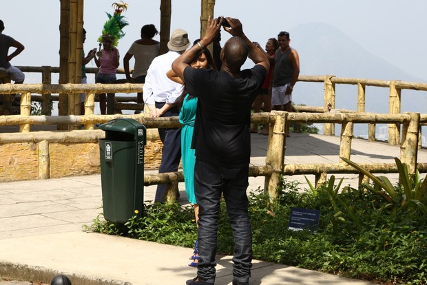 Kim Kardashian e Kanye West na Vista Chinesa (Foto: Gabriel Reis e MArcelo Sá Barreto/ Ag. News)
