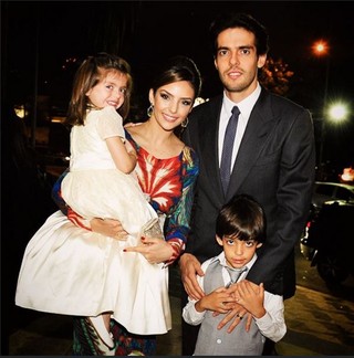 Carol Celico, Kaká e filhos na última aparição juntos no fim de outubro (Foto: Reprodução do Instagram)