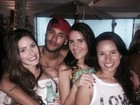 Assessoria de Neymar nega romance com estudante: 'Ele está solteiro'