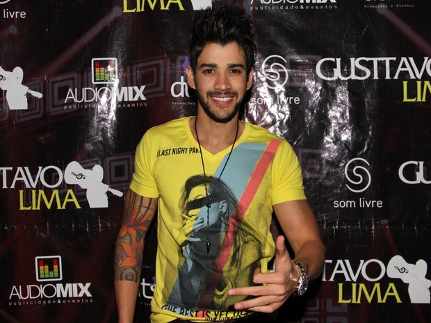 Gusttavo Lima antes de show em boate em São Paulo (Foto: Thiago Duran/ Ag. News)