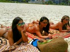 Fiu-fiu! Aline Riscado curte praia com Angela Sousa e Carol Nega
