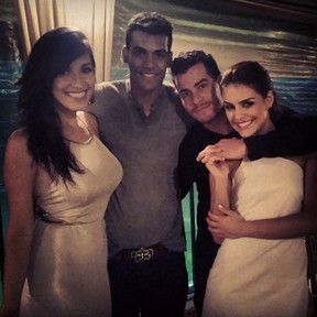 Marcello Melo Jr. e a namorada, Caroline Alves, e Thiago Martins com Paloma Bernardi em festa em São Paulo (Foto: Instagram/ Reprodução)