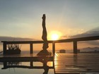 Grazi Massafera posta foto em posição de ioga