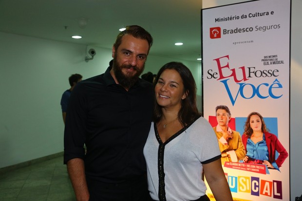 Rodrigo Lombardi e a mulher (Foto: Marcello Sá Barreto / AgNews)