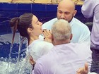 Thaila Ayala posta foto de batismo religioso: 'Renascer no seu amor'