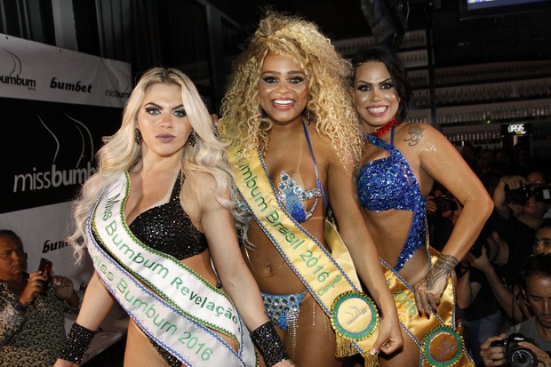 Danny Morais, Erika Canela e MC Sexy no Miss Bumbum em São Paulo (Foto: Celso Tavares/ EGO)