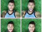 Neymar deita na grama e mostra língua: 'Não destrua minha vibe'