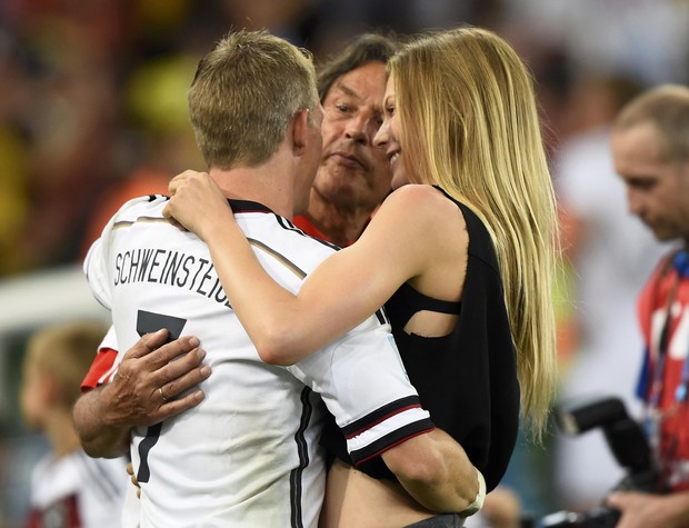  Bastian Schweinsteige e a namorada Sarah Brandner  (Foto: Agência Reuters)