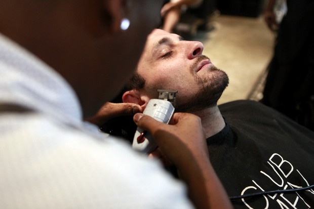 Marcelo Tuber fez o bigode no estilo &#39;ferradura&#39;  (Foto: Anderson Barros/EGO)