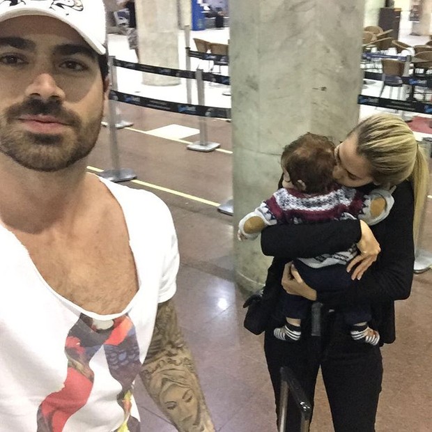Adriana Sant&#39;Anna, Rodrigão e o filho (Foto: Reprodução / Instagram)