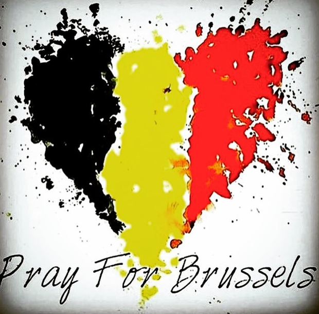 Zoe Saldana diz que está orando por Bruxelas (Foto: Reprodução/Instagram)