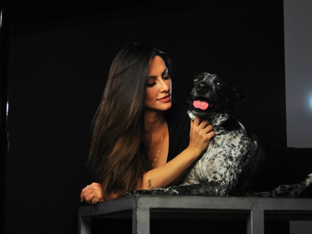 Cleo Pires posa para campanha de defesa de animais (Foto: Christian Valle/ Divulgação)