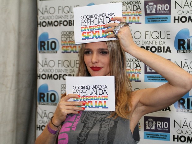 Fernanda Lima em evento no Centro do Rio (Foto: Anderson Borde/ Ag. News)