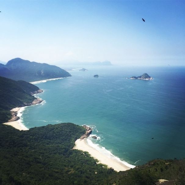 Flávia Alessandra mostra a vista do Rio durante trilha (Foto: instagram/reprodução)