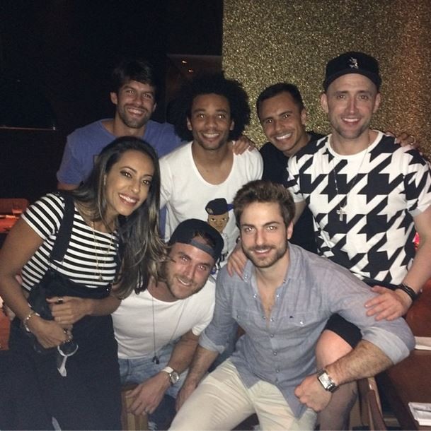 Marcelo com equipe do Vai que cola (Foto: Instagram/Reprodução)