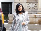 Kim Kardashian aposta em estampa de serpente para passear em NY