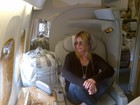 A cara da riqueza! Em Dubai, Heidi Klum viaja de primeira classe