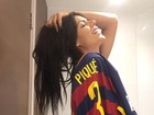 Suzy Cortez atrai mídia internacional ao marcar jogador Piqué em fotos 