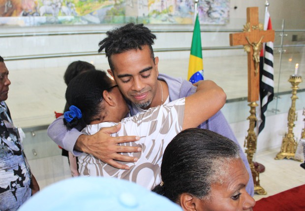 Jair Oliveira no velório de Jair Rodrigues (Foto: Celso Tavares/ EGO)