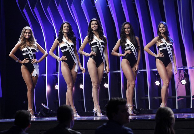 As cinco finalistas do Miss São Paulo 2015 (Foto: Celso Tavares / EGO)