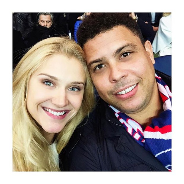 Ronaldo e a namorada (Foto: Reprodução/Instagram)