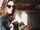 Carol Celico muda visual e posta foto com os cabelos mais curtos