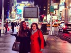 Nicole Bahls tira férias com mãe e viaja para Nova York