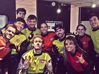 Neymar faz cara de marrento em foto com amigos: 'Velozes e Furiosos!'
