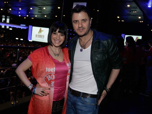 Maurício Manienir com a mulher em show em São Paulo (Foto: Francisco Cepeda e Leo Franco/ Ag. News)