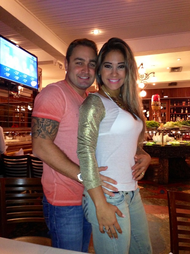 Mayra Cardi e o marido (Foto: Divulgação)