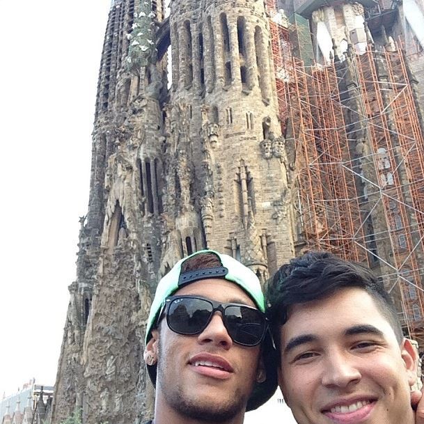 Neymar e amigo em Barcelona (Foto: Instagram/Reprodução)