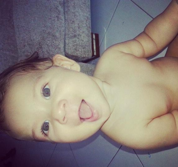 Priscila Pires posta foto do filho: 'Meu gostoso' (Foto: Reprodução / Instagram)