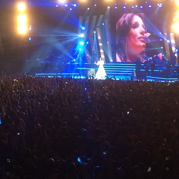 Ivete Sangalo no palco (Foto: Reprodução/Instagram)