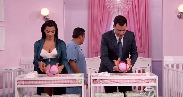 Kim Kardashian no programa Jimmy Kimmel Live! (Foto: Video/Reprodução)
