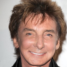 Barry Manilow (Foto: Twitter/Reprodução)