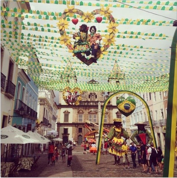 Casillas posta foto das ruas de Salvador decoradas (Foto: Reprodução/Instagram)