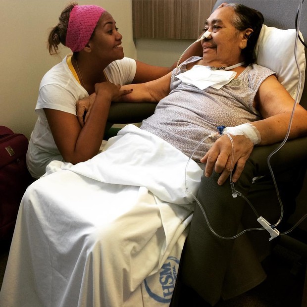 Gabi Amarantos e a mãe Elza dos Santos (Foto: Instagram / Reprodução)