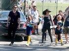Brad Pitt irá lutar pela guarda dos filhos com Angelina Jolie, diz site