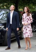 Look do dia: Kate Middleton usa vestido floral de R$1,6 mil em evento