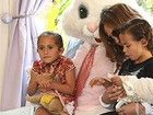 Jennifer Lopez olha escola para os gêmeos de mais de R$ 65 mil por ano