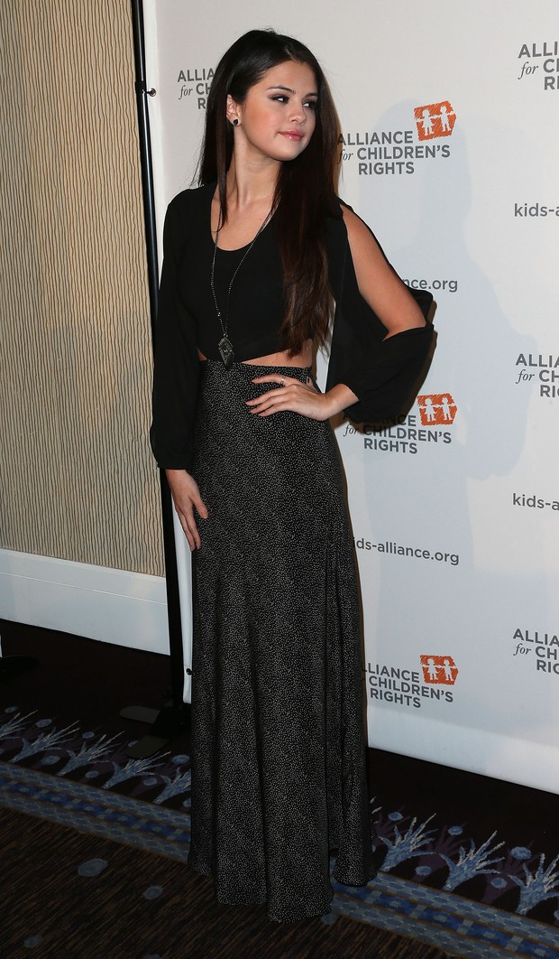 Selena Gomez em evento beneficente em Los Angeles, nos Estados Unidos (Foto: Frederick M. Brown/ AFP)