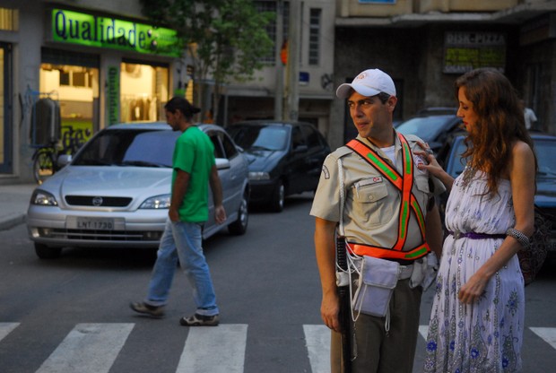 Abel (Anderson Muller) e Dayse (Betty Gofman) em Caminho das Índias (Foto: Globo / Márcio de Souza)
