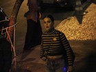 Seguranças de Katy Perry ameaçam fotógrafo que tentou se aproximar dela